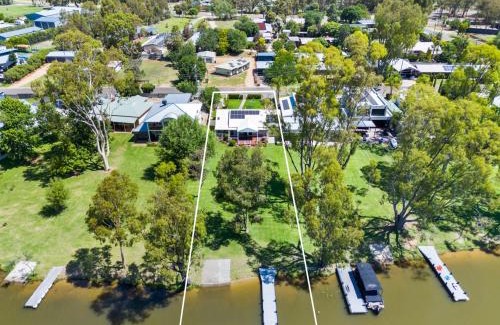 Bundalong House | River Views
