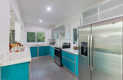 Carpintero Villa | River Vista retreat