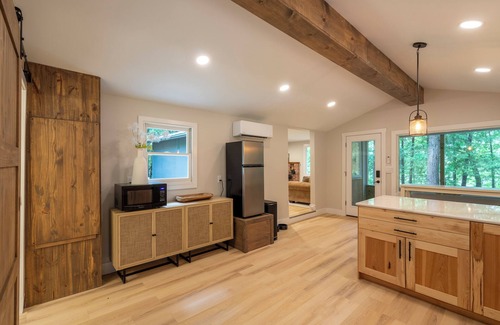 Thompsonville Cabin | River Watch at Roaring Brook-Betsie River Frontage & easy access to Crystal Mtn