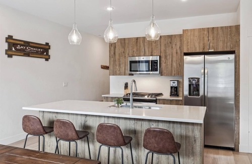 Silverthorne Condo | River West 522 - Stunning Mountain Views - Silverthorne Condo!