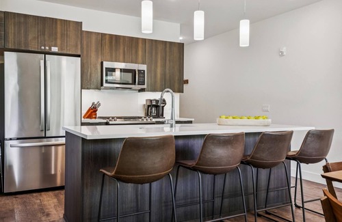 Willow Grove Condo | River West 814-Experience comfort & adventure. A spacious condo with stunning mountain views.