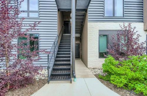 Willow Grove House | River West 822