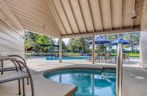 RiverWild House | River Wild 61395