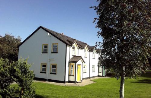 Scarriff House | Riverbank Cottages