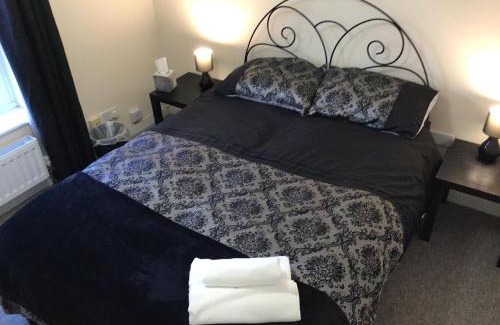 Tilney Fen End Bed & Breakfast | Riverbank Guest House