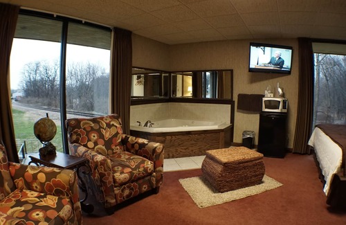 Petersburg Hotel | Riverbank Lodge