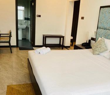 Udapalatha Hotel | Riverbank Resort Gampola
