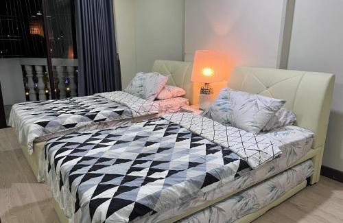 Kampung Surabaya Apartment | Riverbank Suite @ Waterfront KCH