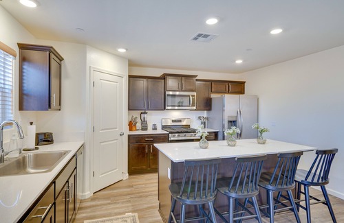 Riverbank House | Riverbank Vacation Rental ~ 10 Mi to Modesto!