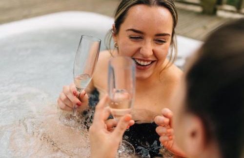 West Laroch House | RiverBeds - Luxury Wee Lodges with Hot Tubs