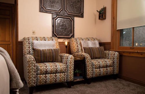 Galena Bed & Breakfast | Riverboat Suites