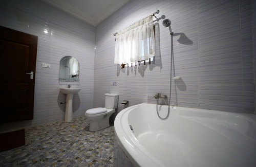 Koforidua Hotel | RiverBreeze Hotel