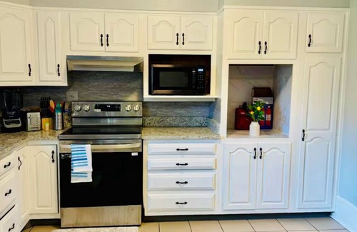 East Riverdale House | Riverdale Retreat | Spacious 4BR + DC Access