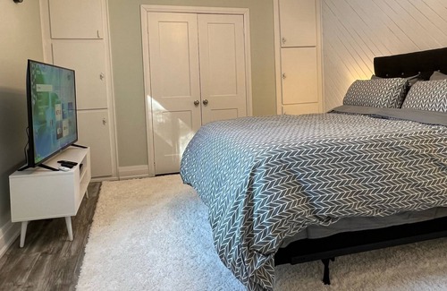 Hastings Highlands Cottage | Riverfront and Pet Friendly Oasis 10 minutes from Bancroft✨