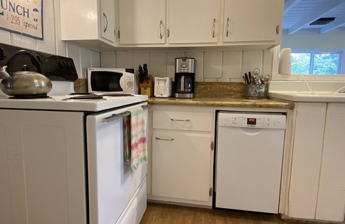 Lotus House | Riverfront Cabin in Coloma!