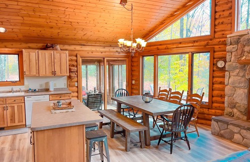 Thompsonville House | Riverfront Cabin Retreat – Sleeps Up to 18 on the Betsie River