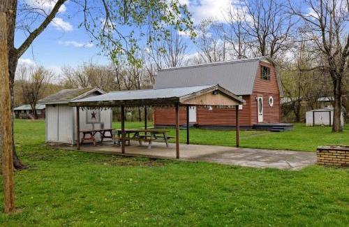 Points Ski Chalet | Riverfront Cabin Wood Stove Fire Pit & Grill