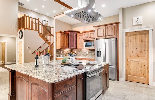 Orondo House | Riverfront, Chelan area home with private pool & hot tub
