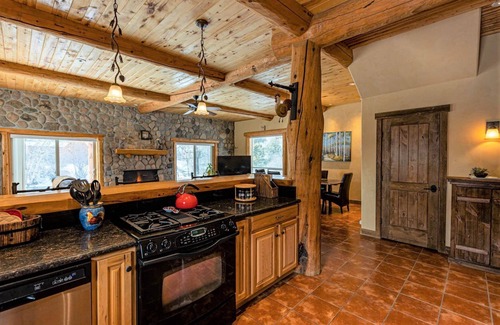 San Juan River Village Cabin | Riverfront | Close to Skiing, New Hot Tub!