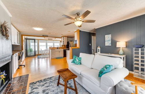 Colonial Beach House | Riverfront Colonial Beach Home w/Private Beach!