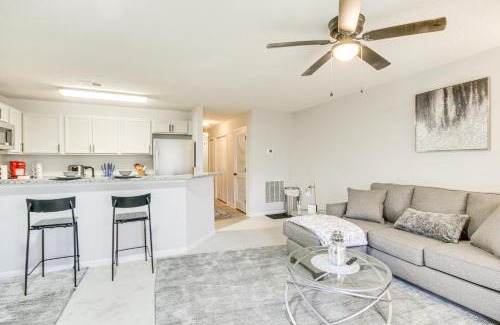 Columbia Apartment | Riverfront Columbia Condo 4 Mi to USC!