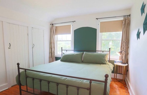 Burk's Falls Cottage | Riverfront Cottage w/Boat Launch Perfect Retreat!