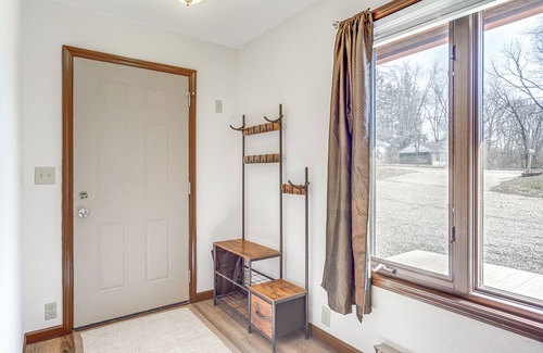 Covington Cottage | Riverfront Covington Cabin w/Deck & Fire Pit!
