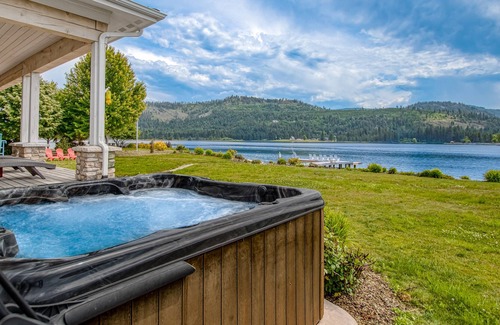 Laclede House | Riverfront custom home with private dock, hot tub, firepit, game room, grill, AC