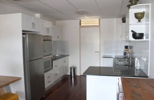 Brooklyn Apartment | Riverfront Dream on the Hawkesbury - WATER VIEWS