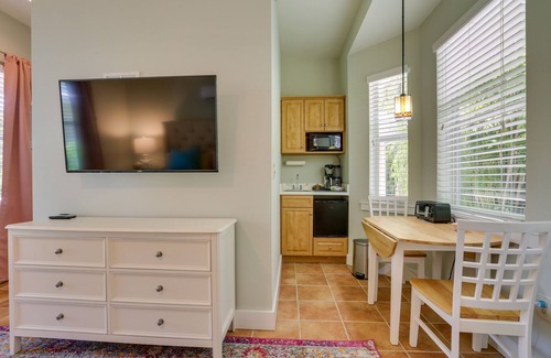 LaBelle Apartment | Riverfront Florida Studio w/Pool & Hot Tub Access