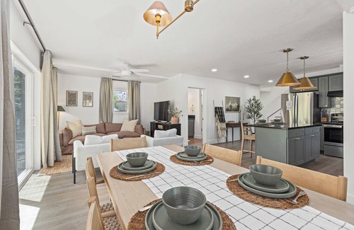 Three Rivers House | Riverfront Gateway to Sequoia NP