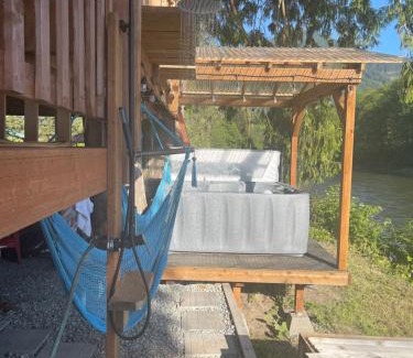 Sedro-Woolley Ski Chalet | Riverfront Getaway on the Wild and Scenic