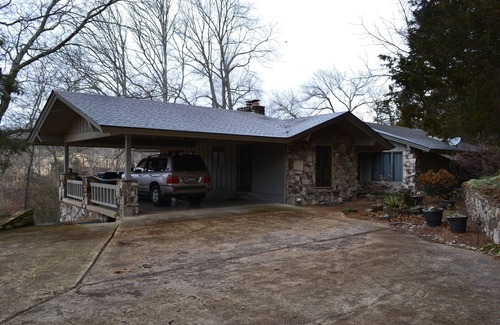 Cherokee Village House | Riverfront, golf course retreat with pool!