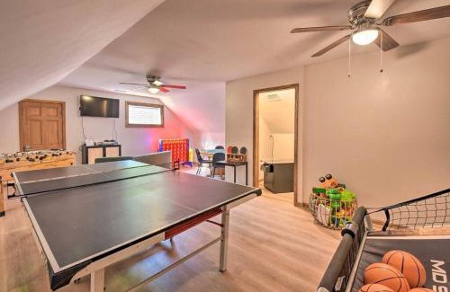 East Ellijay House | Riverfront Home w Gameroom & Screened Porch