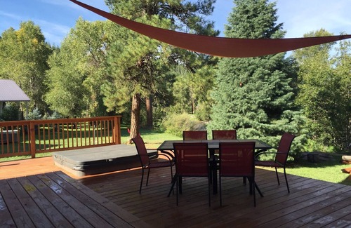 San Juan River Village House | Riverfront Home With Hot Tub - Vacation On The San Juan. Near Wolf Creek!