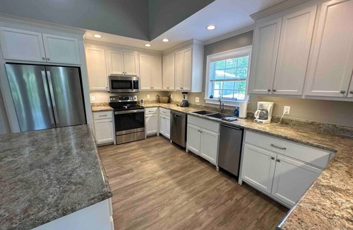 Mentone House | Riverfront Home with Hot Tub - Brushy Creek Lodge