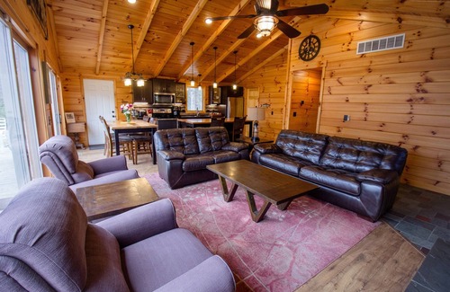 Sears Cabin | Riverfront | Hot Tub, Fireplace, Kayaks & Tubes