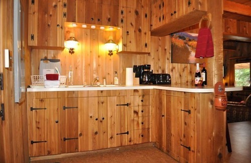 Greenwater Cabin | Riverfront- Hot Tub
