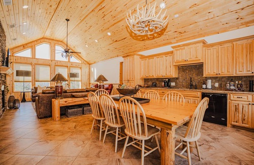 Murfreesboro House | RIVERFRONT HOUSE ON THE LITTLE MISSOURI RIVER! 1 MILE TO LAKE GREESON