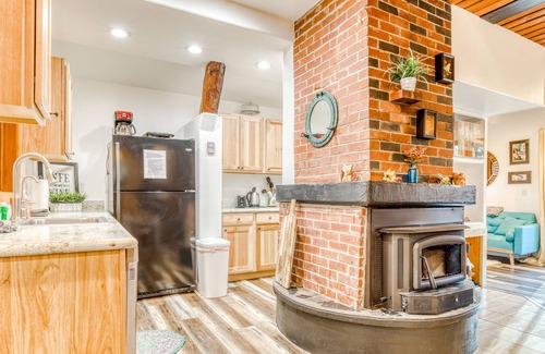 Washougal House | Riverfront house with hot tub, woodstove, beautiful views, patio, firepit & W/D