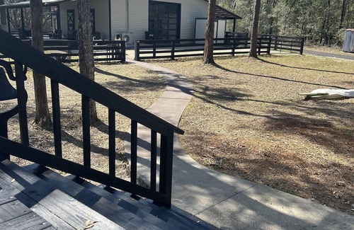 Bell House | Riverfront Lodge and Outdoor Retreat 5-bedroom on 13 acres