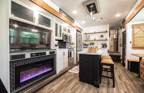 Tropic House | Riverfront Modern RV Stylish Coastal Getaway