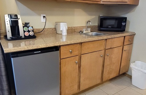 Thompson Falls Hotel | Riverfront Motel