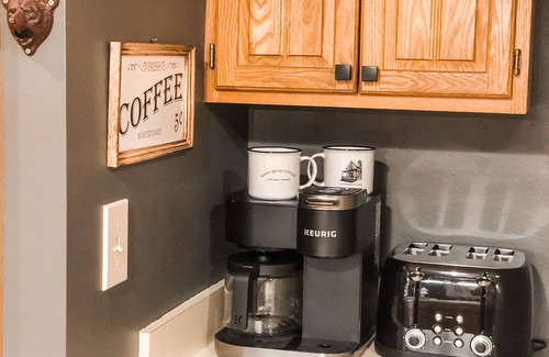 Estes Park House | Riverfront Mountain Cottage Retreat