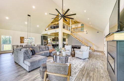 Nashville House | Riverfront Murfreesboro Cabin with Fire Pit