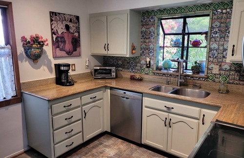 Duncans Mills House | Riverfront, Redwoods and Spectacular Views, Explore by Boat, Bike, and Hike