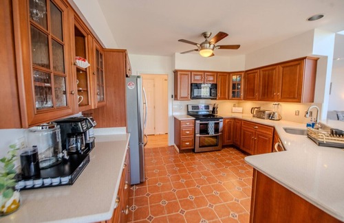 Riva Apartment | Riverfront Retreat 7mil from MD Renaissance Fest!