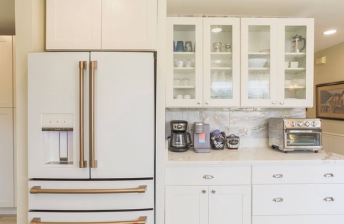 Savannah House | Riverfront Retreat | Dock Firepit Dog Friendly