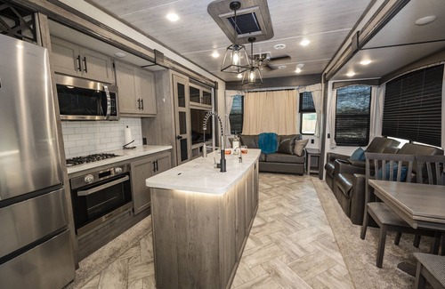 Bandera House | Riverfront RV on Medina River/1 Blk off Main/River Yurt Village & RV Park