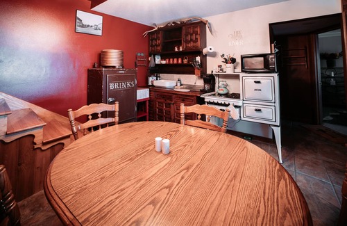 Colfax House | Riverfront Views!